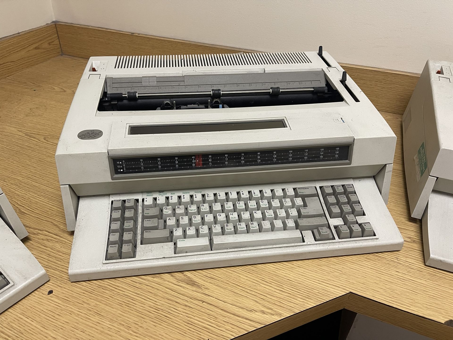 IBM Wheelwriter 30 Series II Typewriter