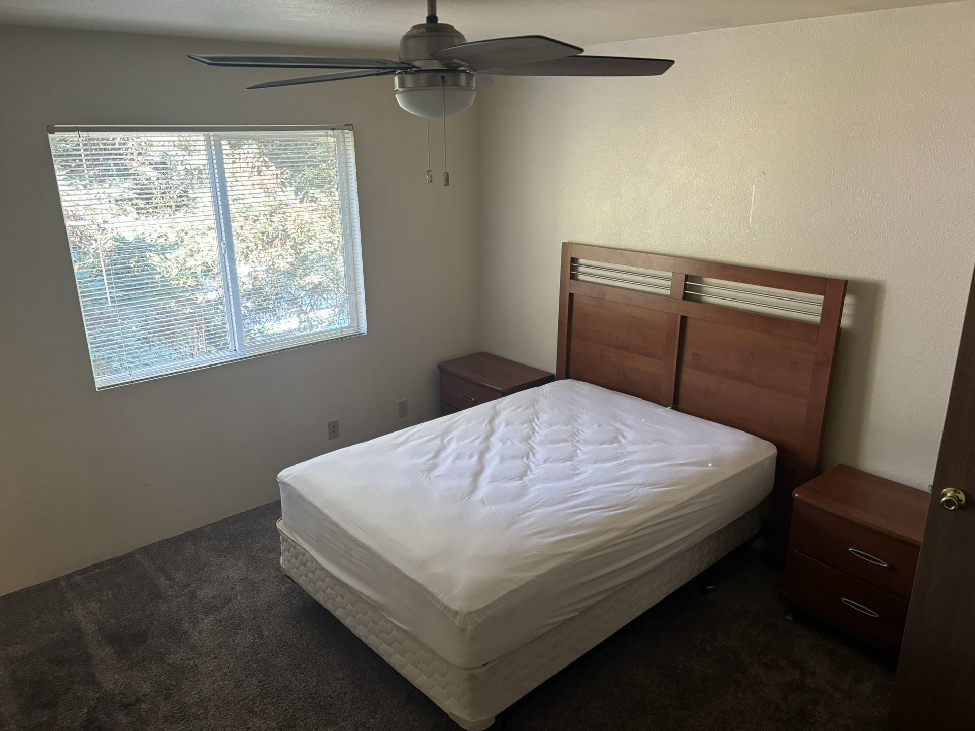 Full Bedroom Set - $200 oBO