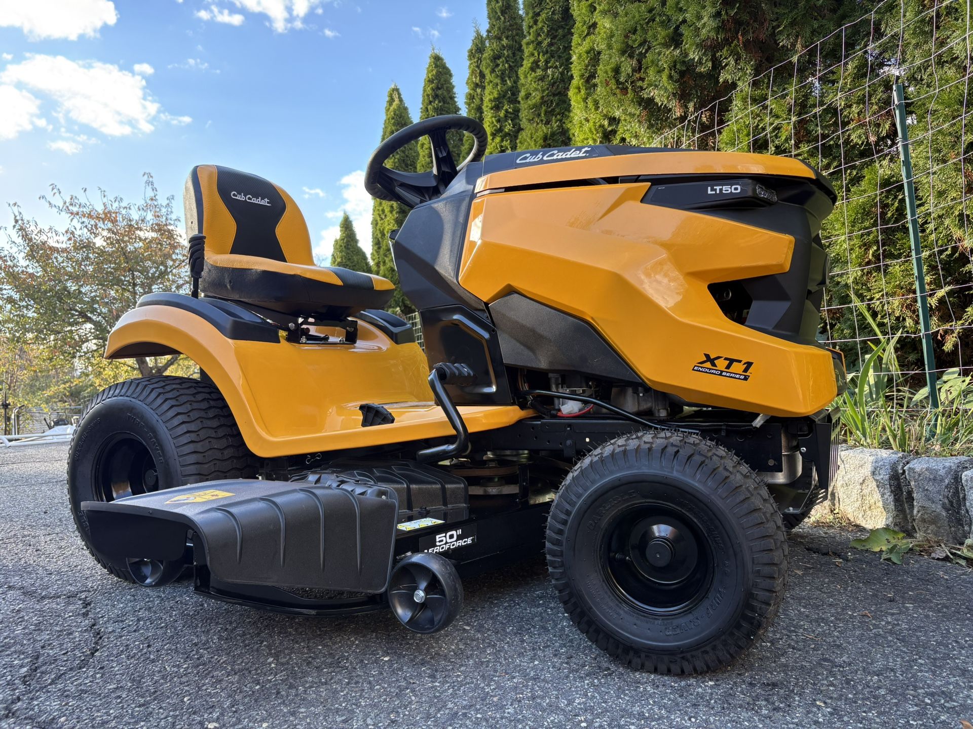 Cub Cadet 50” Ride On Lawn Mower
