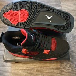 Air Jordan 4s Size 8.5 
