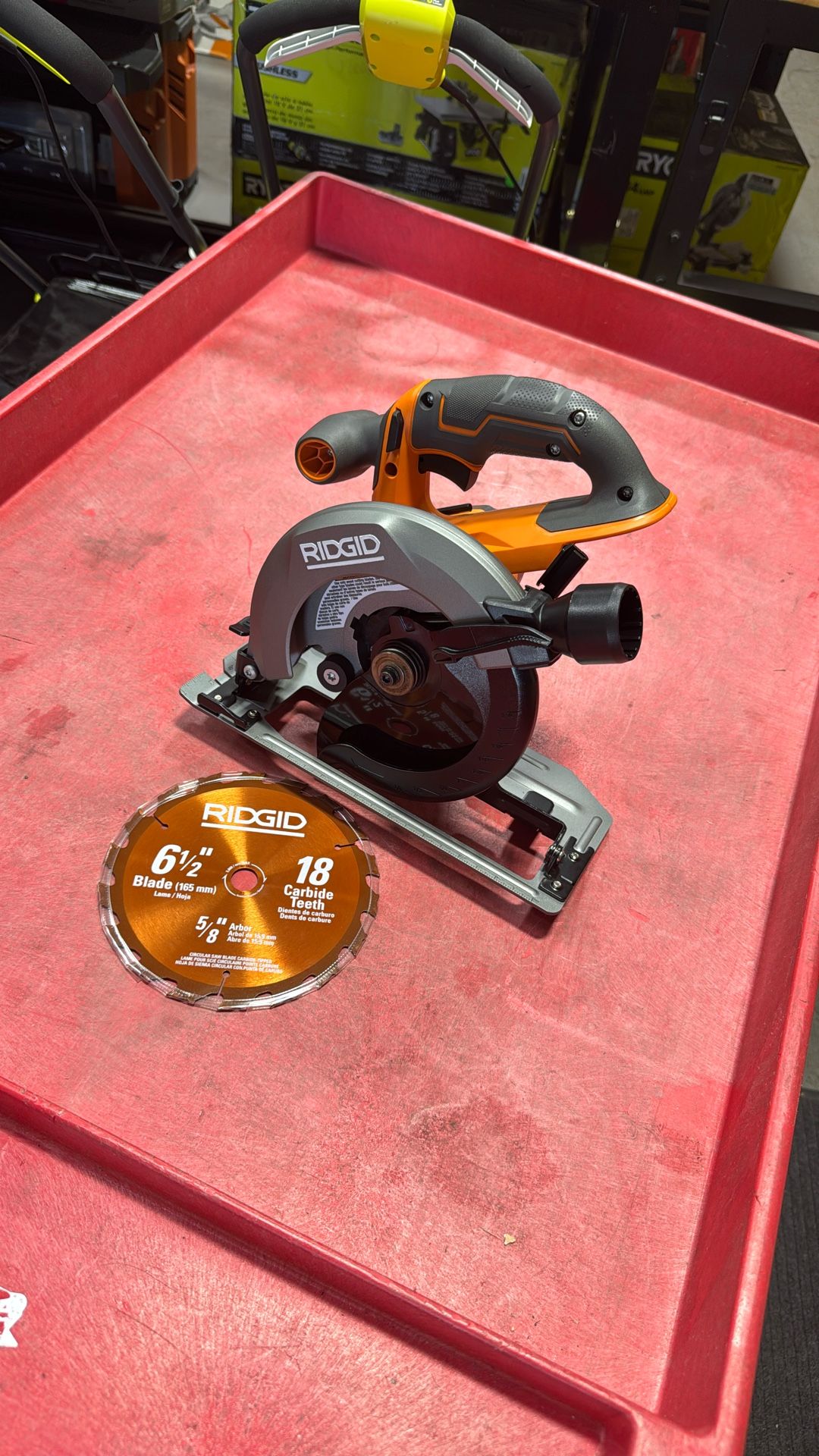 RIDGID 6-1/2" Cordless 18v Circular Saw (Tool Only)