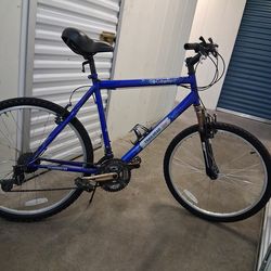 Bicycle Columbia Trailhead Brand