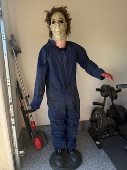 Michael Myers Halloween Prop