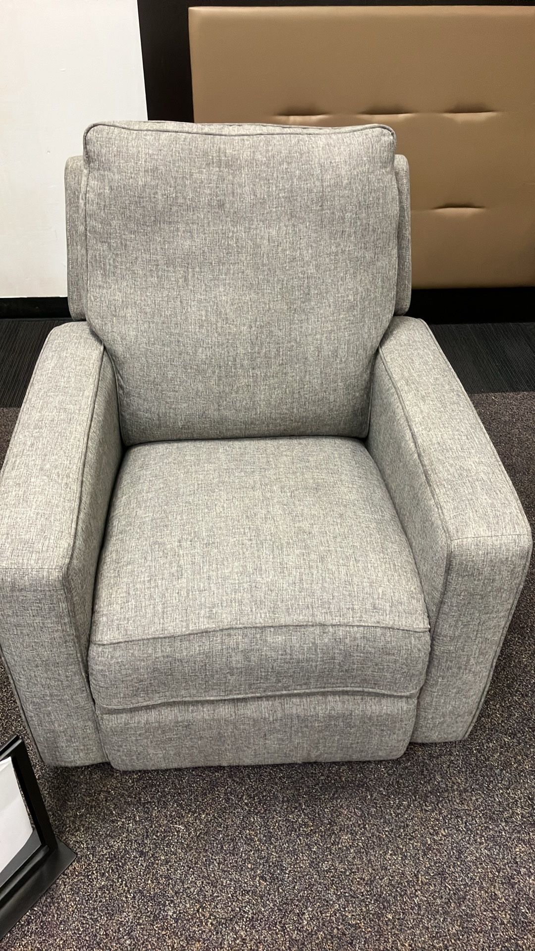 💥💥 BlowOut Sale 💥💥 True Innovations Paxley Fabric Swivel