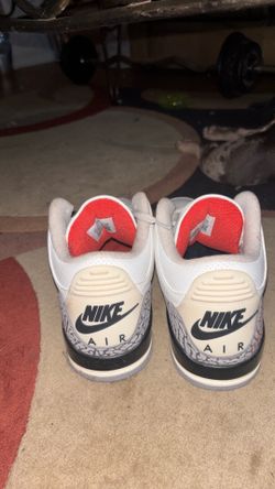 Jordan 3 white cement size 10.5