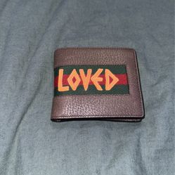 Gucci “loved” Wallet 