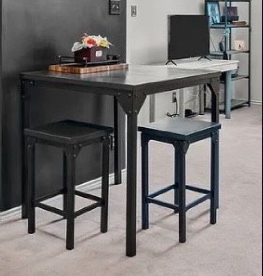 Table with 2 Stools