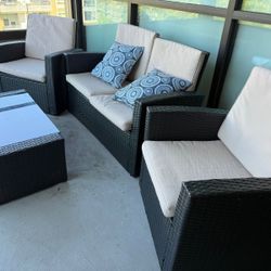 For Sale: 4-Piece Outdoor Patio Furniture Set – Great Condition!