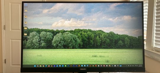 Phillips Monitor, 22 inch, 100Hz, produced in 2026