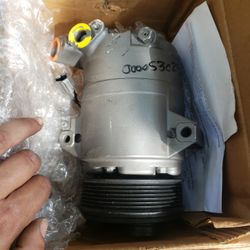 2011 Nissan pathfinder AC compressor 