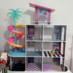 LOL DOLLHOUSE
