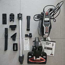 Shark vacuum cleaner Rocket HV380. All accessories included.