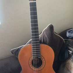 Estrada CL -3 Acoustic guitar