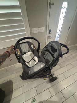 Stroller car seat set with base and bassinet