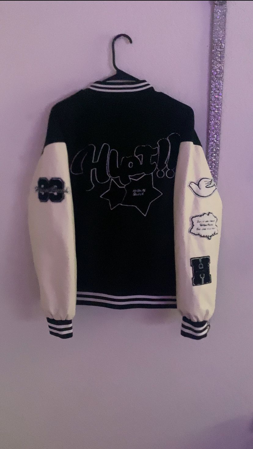 Black/Cream Heavy Varsity Jacket Size: M in Mens