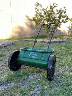 Scotts AccuGreen 1000 Drop Spreader