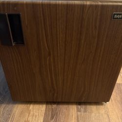 Mini Fridge 
