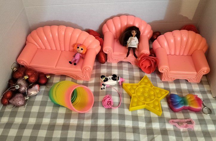 Lalaloopsy Mini Toy, Doll Furniture, Slinky Toys