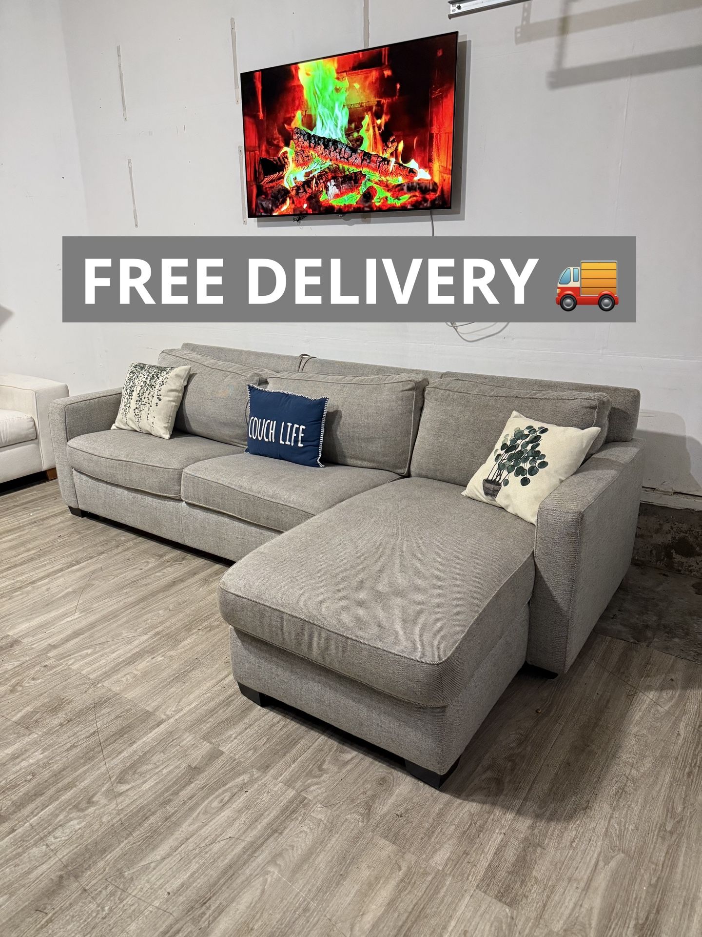 Natuzzi sleeper Sectional Couch. ποΈ- FREE DELIVERY π