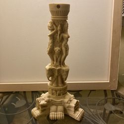 Vintage. Beautiful Plant Stand Made In Italy 