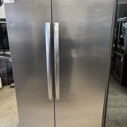 New! Frigidaire Gallery 36” Side by Side Refrigerator