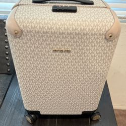Micheal Kors Luggage