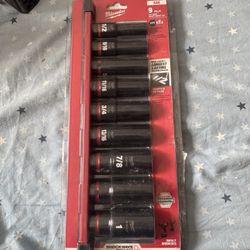 Milwaukee SHOCKWAVE Impact Duty 1/2 in. Drive SAE Deep Well Impact Socket Set (9-Piece