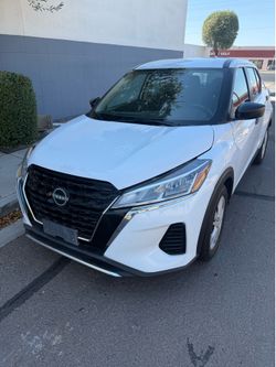 2023 Nissan Kicks