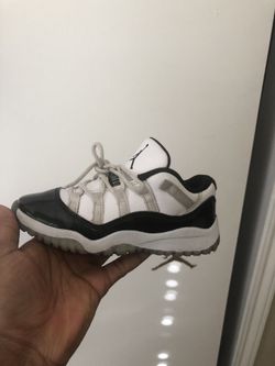 Jordan 11s size 12c