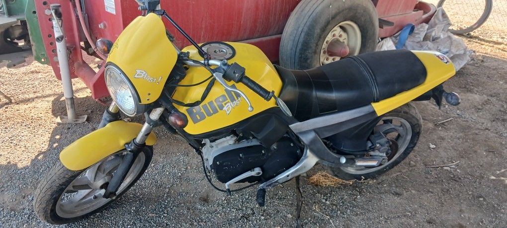 2001 Buell Blast