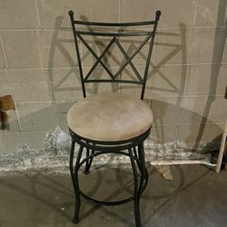 Comfy Cushioned Bar Stool