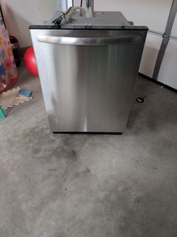 Frigidair dishwasher