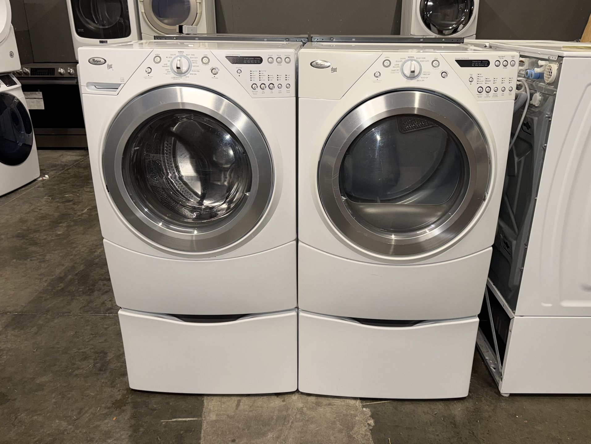 WHIRLPOOL XL CAPACITY WASHER DRYER ELECTRIC SET 