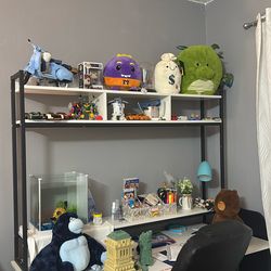 Computer Desk with Hutch