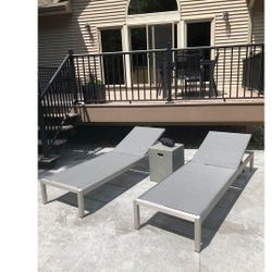 2 Outdoor patio chaise lounge chairs, pool furniture loungers adjustable 