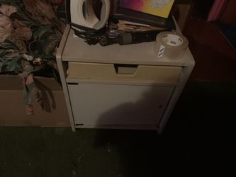 Cube stand