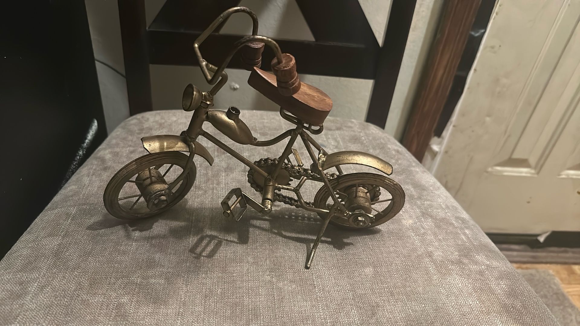 Vintage Metal Cycle Showpiece