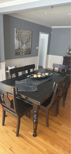 Dining Table with 6 Chairs