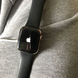 Apple Watch Series 4 