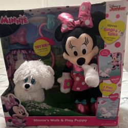 Minnie’s Walk And Play Puppy