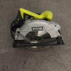 Ryobi Saw 
