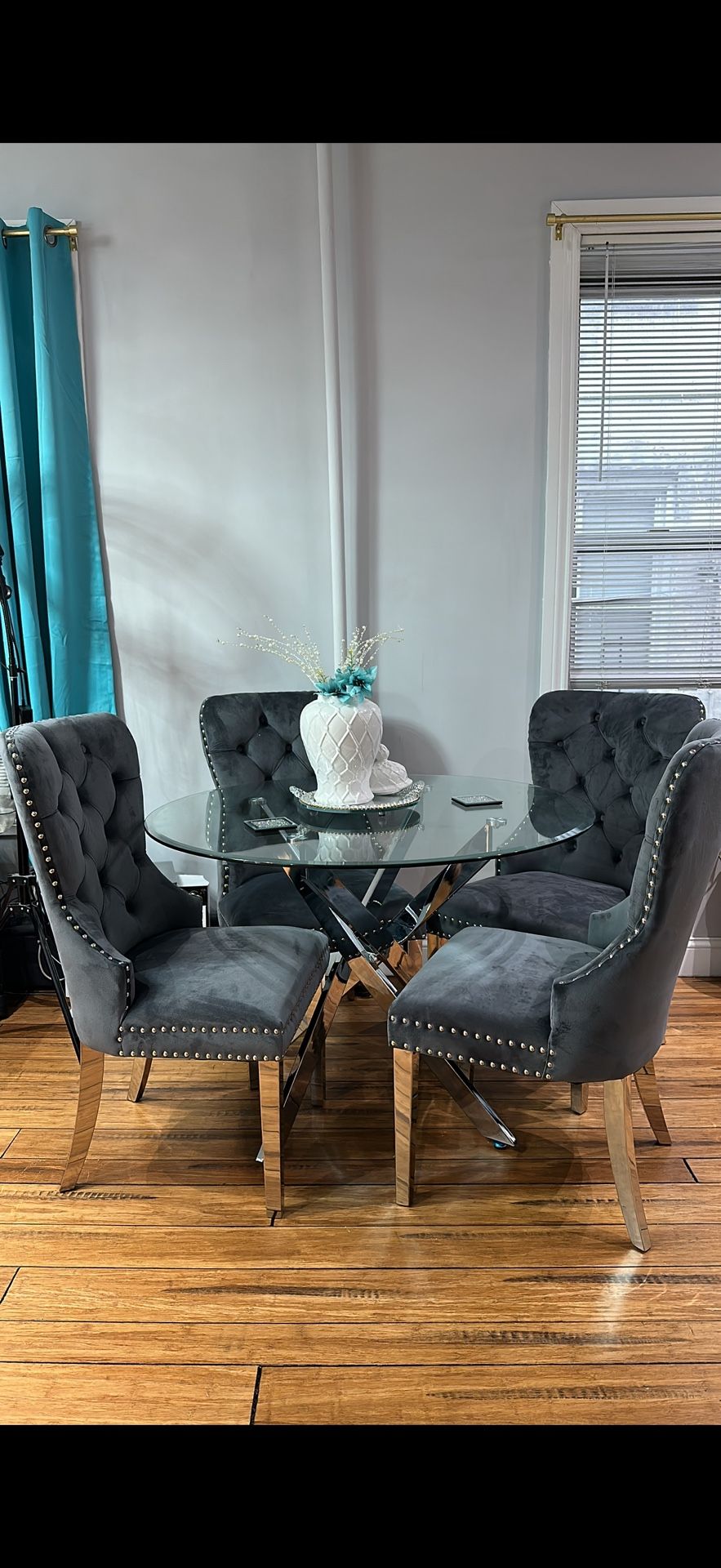 Glass Top Dining Table with 4 Gray Velvet Chairs