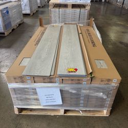 Up $0.99/sq ft 5.5mm~10mm Luxury Vinyl Plank Flooring SPC Flooring Click Locked Wholesale Price