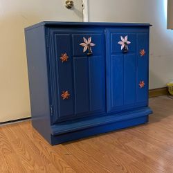 Cabinet / Night Stand 