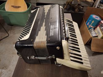 1950's Silvio Soprani Accordion 