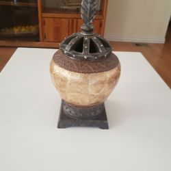 Beautiful Antique Ginger Jar.