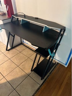 🎮 Gaming Desk Setup for Sale! 🎮