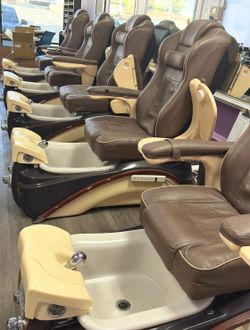 Nail Salon Moving