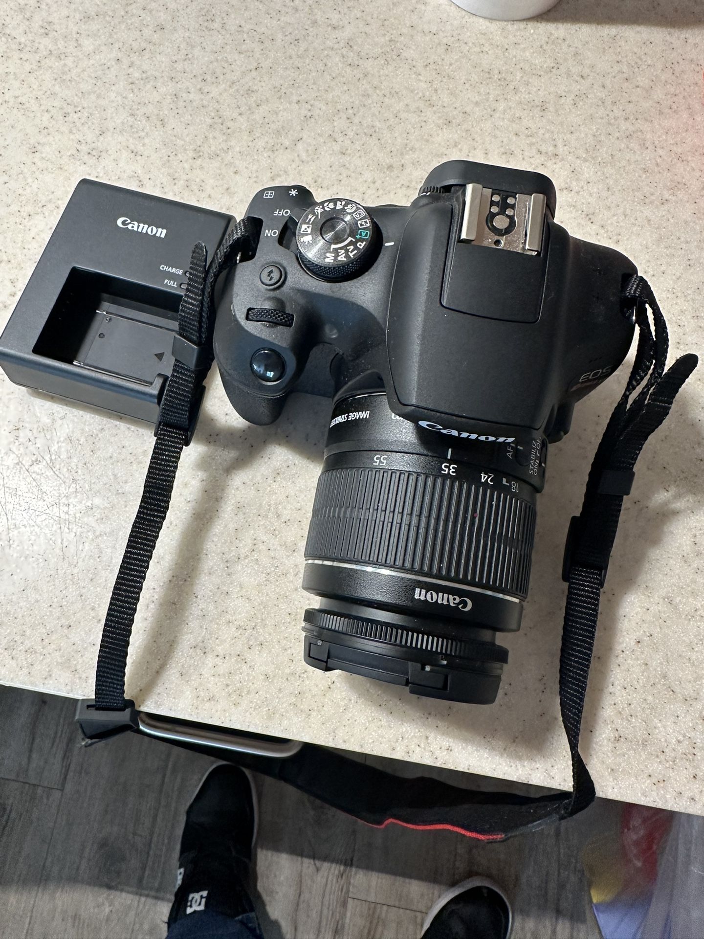 Canon rebel T7