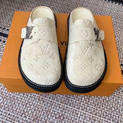 white lv clogs 
